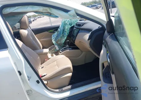 2016 Nissan Rogue Sl из США, поврежденный, VIN 5N1AT2MT6GC895302